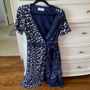 Floral Patterned Short Sleeve Wrap Dress Midi